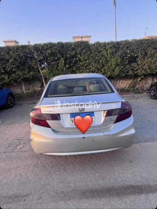 Honda Civic 2012 Silver Automatic Used for Sale in 6 October - 4