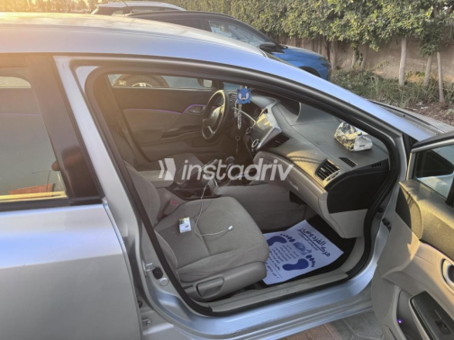 Honda Civic 2012 Silver Automatic Used for Sale in 6 October - 7