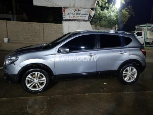 Nissan Qashqai 2013 Silver Automatic Used for Sale in Shibin El Qanater - 3