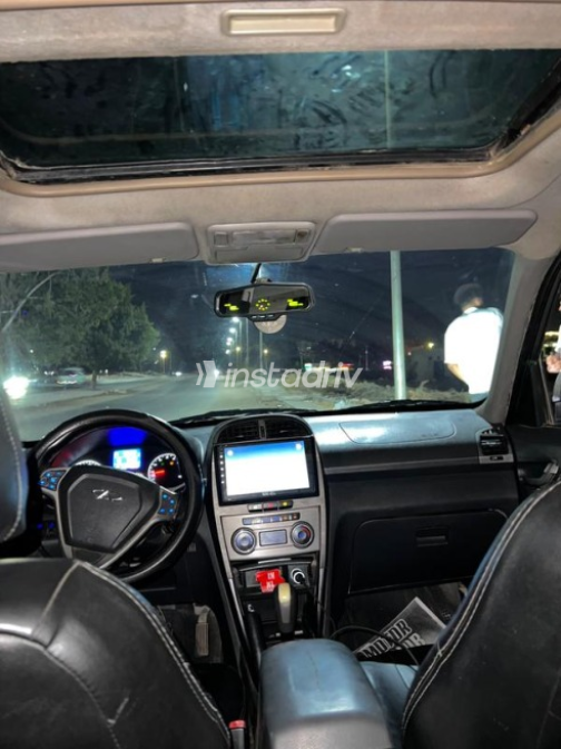 Chery Tiggo 3 2017 Silver Manual Used for Sale in Helwan - 9