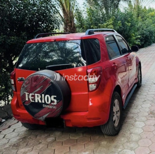 Daihatsu Terios 2007 Red Automatic Used for Sale in Cairo - 2