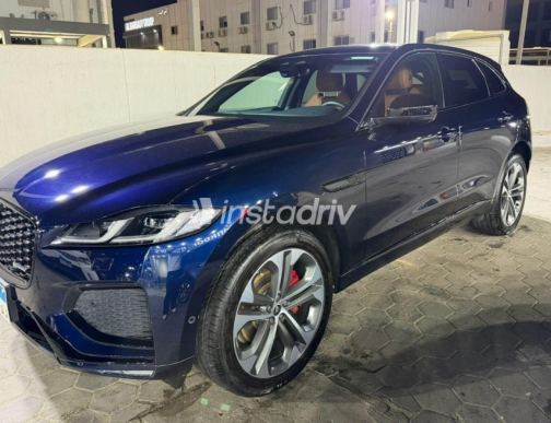 Jaguar F-Pace 2024 Dark Blue Automatic Used for Sale in Sheikh Zayed City - 3