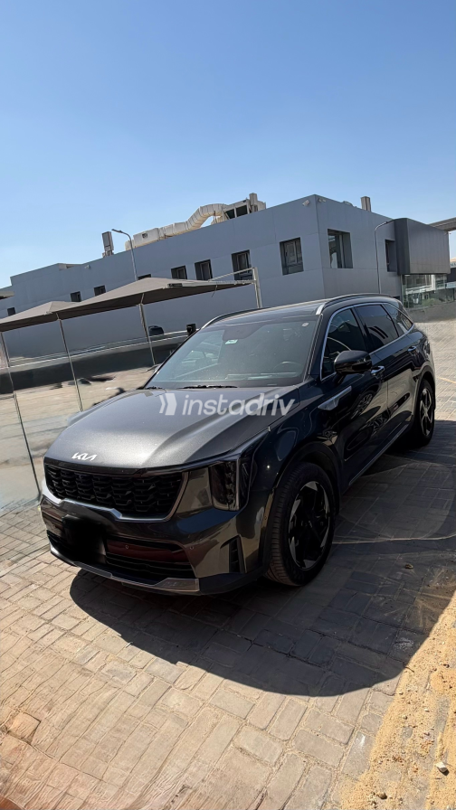 Kia Sorento 2025 Gray Automatic Used for Sale in Greater Cairo ( Cairo + Giza) - 2
