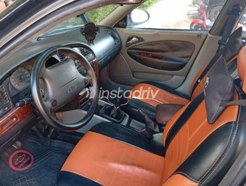 Daewoo Nubira 2 2006 Black Manual Used for Sale in Cairo - 2