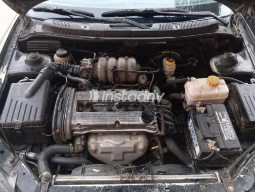 Daewoo Nubira 2 2006 Black Manual Used for Sale in Cairo - 6