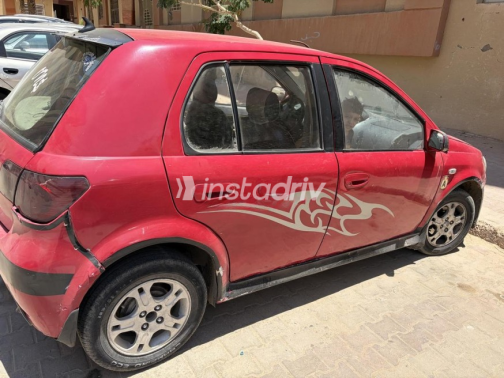 Faw Vita 2009 Red Manual Used for Sale in Giza - 3