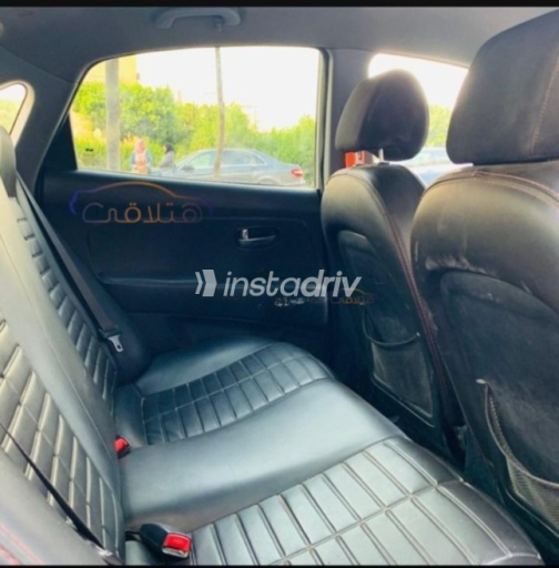 Hyundai Elantra HD 2018 Silver Automatic Used for Sale in Nasr city - 9