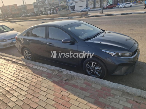 Kia Grand Cerato 2022 Dark Gray Automatic Used for Sale in Suez  - 9