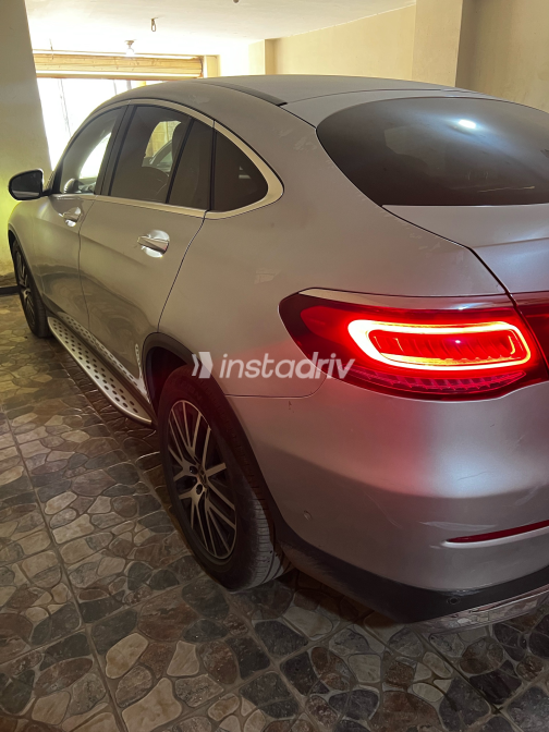 مرسيدس GLC 300 2020 فضي أوتوماتيك مستعملة للبيع في القاهرة الكبرى ( القاهرة - الجيزة) - 7