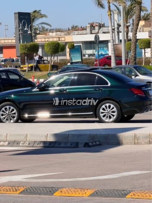 Mercedes C 180 2019 Green Automatic Used for Sale in Greater Cairo ( Cairo + Giza) - 6