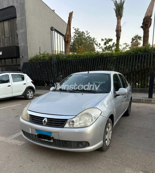 Renault Symbol 2010 Silver Automatic Used for Sale in Greater Cairo ( Cairo + Giza) - 3
