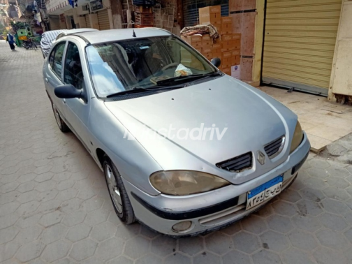 رينو ميجان 2003 فضي يدوي مستعملة للبيع في القاهرة - 4