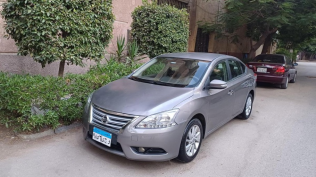 Nissan Sentra 2017 Bronze Automatic Used for Sale in Helwan