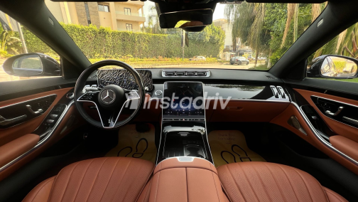Mercedes S 450 2023 Black Automatic Used for Sale in Greater Cairo ( Cairo + Giza) - 10