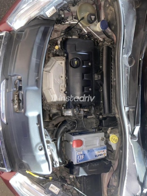 Peugeot 208 2015 Red Automatic Used for Sale in Cairo - 6
