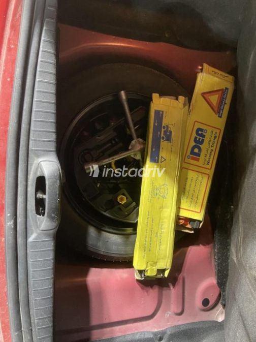 Peugeot 208 2015 Red Automatic Used for Sale in Cairo - 7