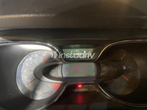 Peugeot 208 2015 Red Automatic Used for Sale in Cairo - 8