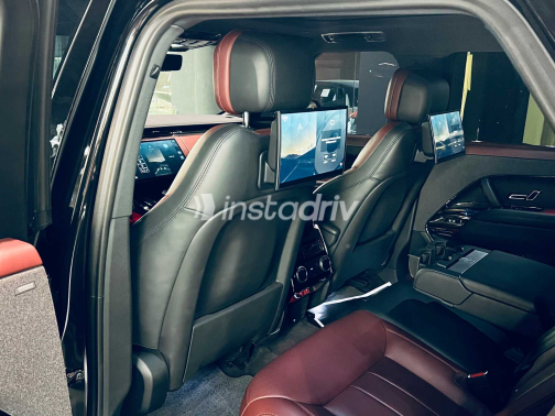 Land Rover Velar 2020 Black Automatic Used for Sale in Greater Cairo ( Cairo + Giza) - 2