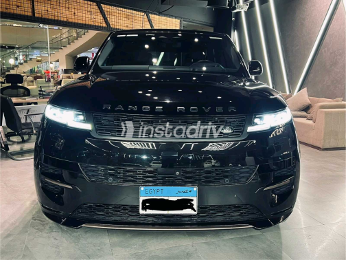 Land Rover Velar 2020 Black Automatic Used for Sale in Greater Cairo ( Cairo + Giza) - 4