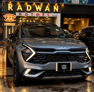 Kia Sportage 2023 Silver Automatic Used for Sale in Nasr city