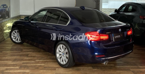 BMW 318 2019 Dark Blue Automatic Used for Sale in Heliopolis - 5