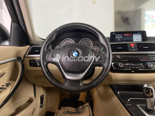 BMW 318 2019 Dark Blue Automatic Used for Sale in Heliopolis - 8