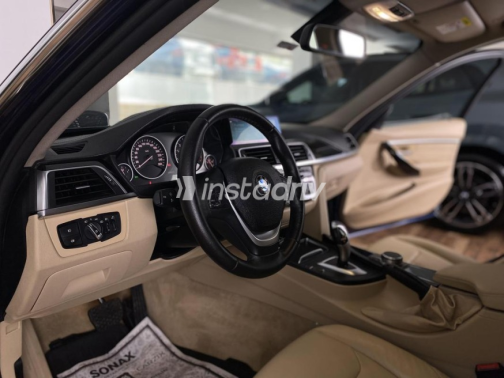 BMW 318 2019 Dark Blue Automatic Used for Sale in Heliopolis - 10