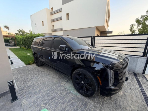 Cadillac Escalade 2025 Black Automatic Used for Sale in Cairo - 2