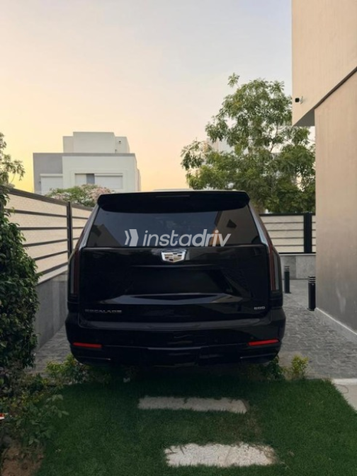 Cadillac Escalade 2025 Black Automatic Used for Sale in Cairo - 3