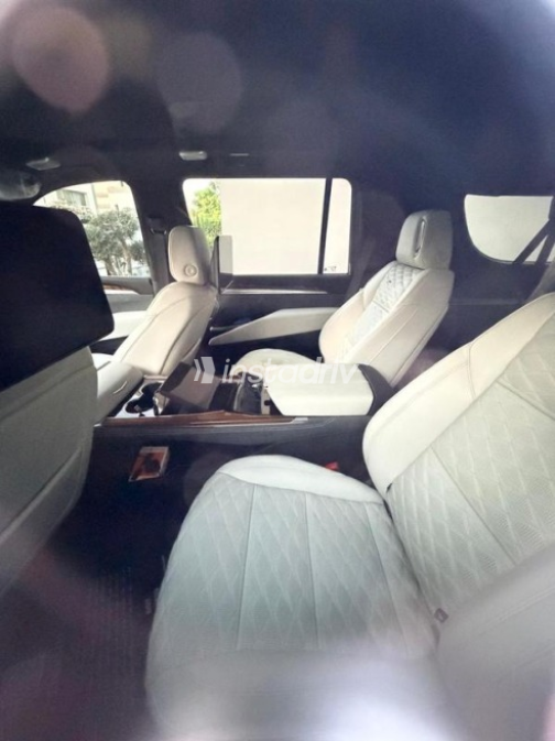 Cadillac Escalade 2025 Black Automatic Used for Sale in Cairo - 5