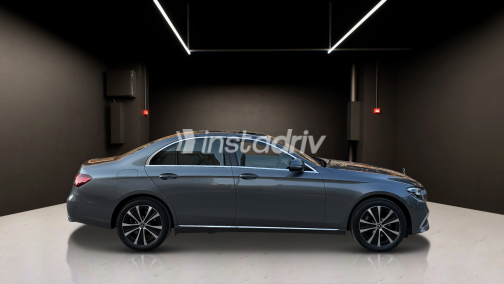 Mercedes E 200 2022 Gray Automatic Used for Sale in Greater Cairo ( Cairo + Giza) - 1