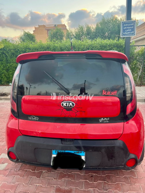 Kia Soul 2015 Red Automatic Used for Sale in Greater Cairo ( Cairo + Giza) - 1