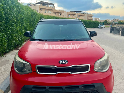 Kia Soul 2015 Red Automatic Used for Sale in Greater Cairo ( Cairo + Giza) - 6