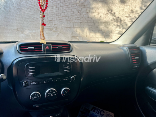 Kia Soul 2015 Red Automatic Used for Sale in Greater Cairo ( Cairo + Giza) - 9