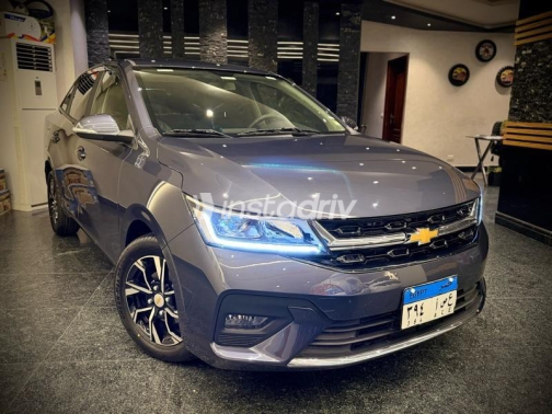 Chevrolet Optra 2027 Gray Automatic Used for Sale in Sheikh Zayed City - 3