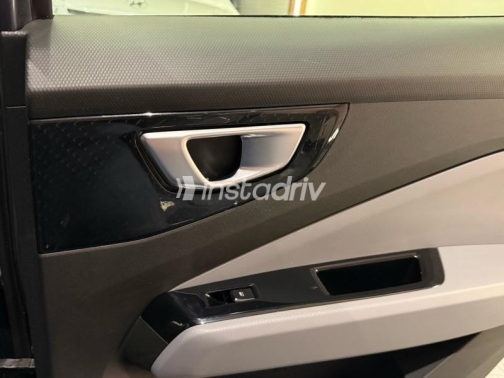 Chevrolet Optra 2027 Gray Automatic Used for Sale in Sheikh Zayed City - 7