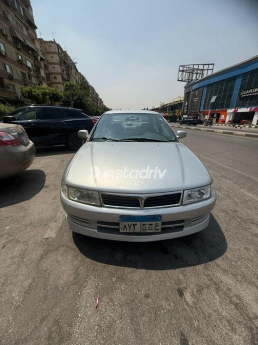 Mitsubishi Lancer Crystala 2000 Silver Automatic Used for Sale in Cairo - 1