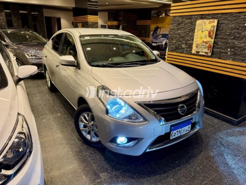 Nissan Sunny 2027 Silver Automatic Used for Sale in Sheikh Zayed City - 3