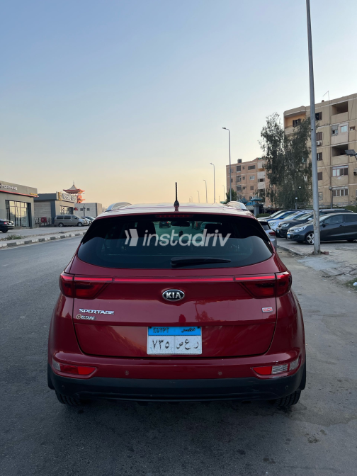 Kia Sportage 2017 Red Automatic Used for Sale in Greater Cairo ( Cairo + Giza) - 6