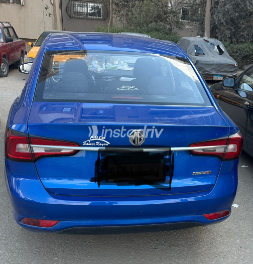 MG 5 2022 Blue Automatic Used for Sale in Greater Cairo ( Cairo + Giza) - 5