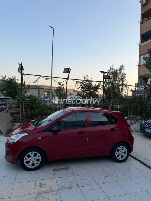 Hyundai I10 2017 Red Automatic Used for Sale in Greater Cairo ( Cairo + Giza) - 1