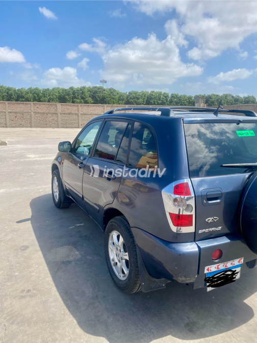 Speranza Tiggo 2013 Dark Gray Manual Used for Sale in Greater Cairo ( Cairo + Giza) - 6