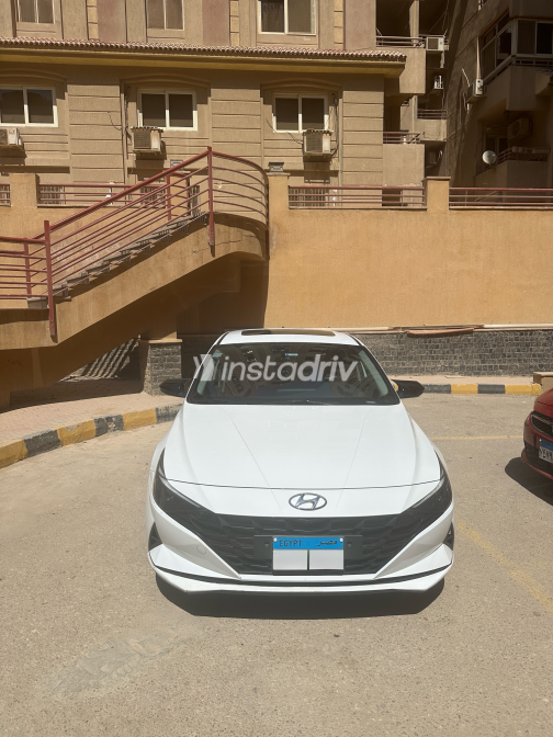 هيونداي إلنترا سى ان 7 2021 أبيض أوتوماتيك مستعملة للبيع في القاهرة الكبرى ( القاهرة - الجيزة) - 5