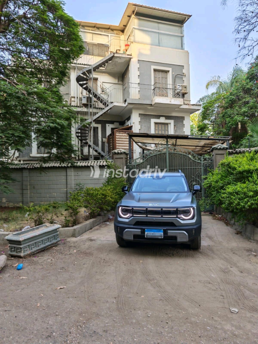 Baic BJ30 2025 Gray Automatic Used for Sale in Greater Cairo ( Cairo + Giza) - 5