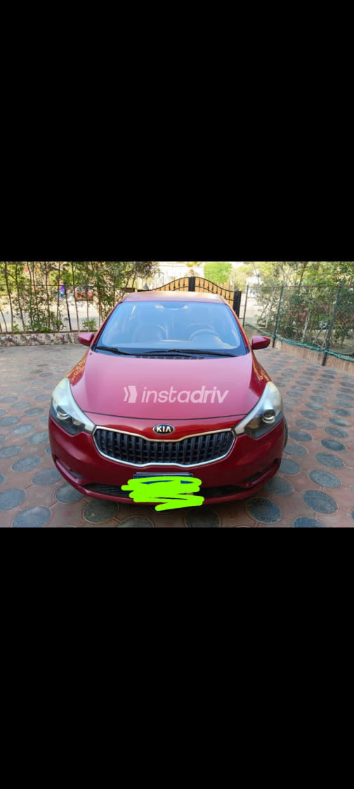 Kia Cerato 2017 Red Automatic Used for Sale in Greater Cairo ( Cairo + Giza) - 4