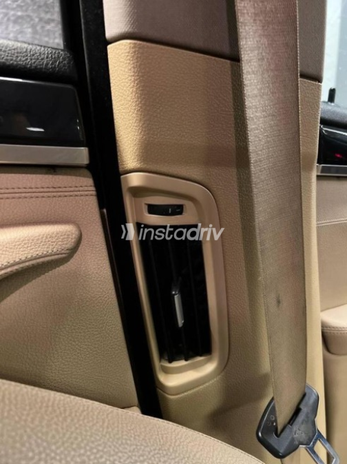 BMW 520 2014 Black Automatic Used for Sale in Cairo - 4