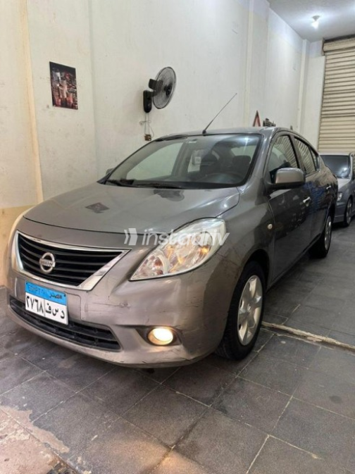 Nissan Sunny 2014 Silver Automatic Used for Sale in Mit Ghamr - 2