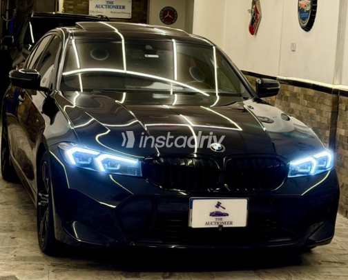 BMW 320 2024 Black Automatic Used for Sale in Cairo - 7