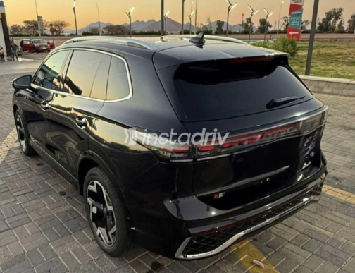 Volkswagen Tiguan 2025 Black Automatic Used for Sale in Nasr city - 3