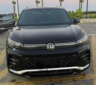 Volkswagen Tiguan 2025 Black Automatic Used for Sale in Nasr city